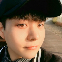 혼자우는i